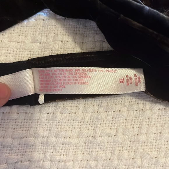 2 velour triangle bralettes. Xhilaration brand. Size XL. - Picture 3 of 6